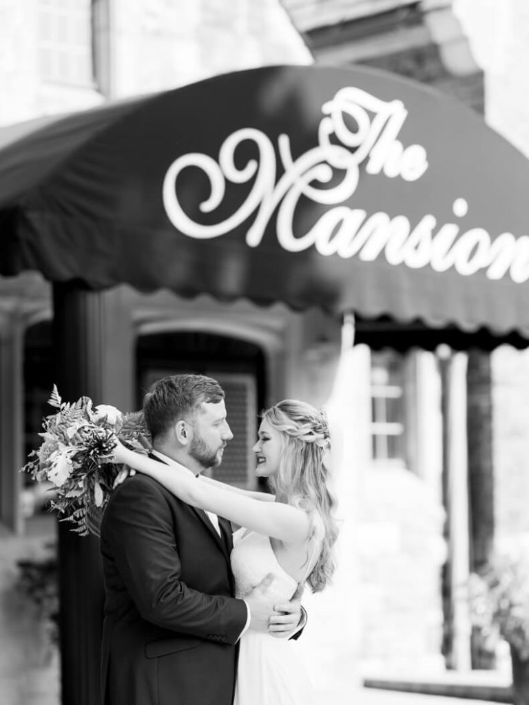 Pine Knob Mansion Wedding Photos You Need To See